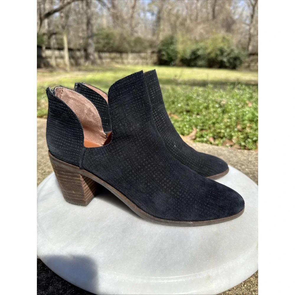 Women's Lucky Brand Leather Bootie Black Size 8.5 Zip Back Suede Cutout Ankle